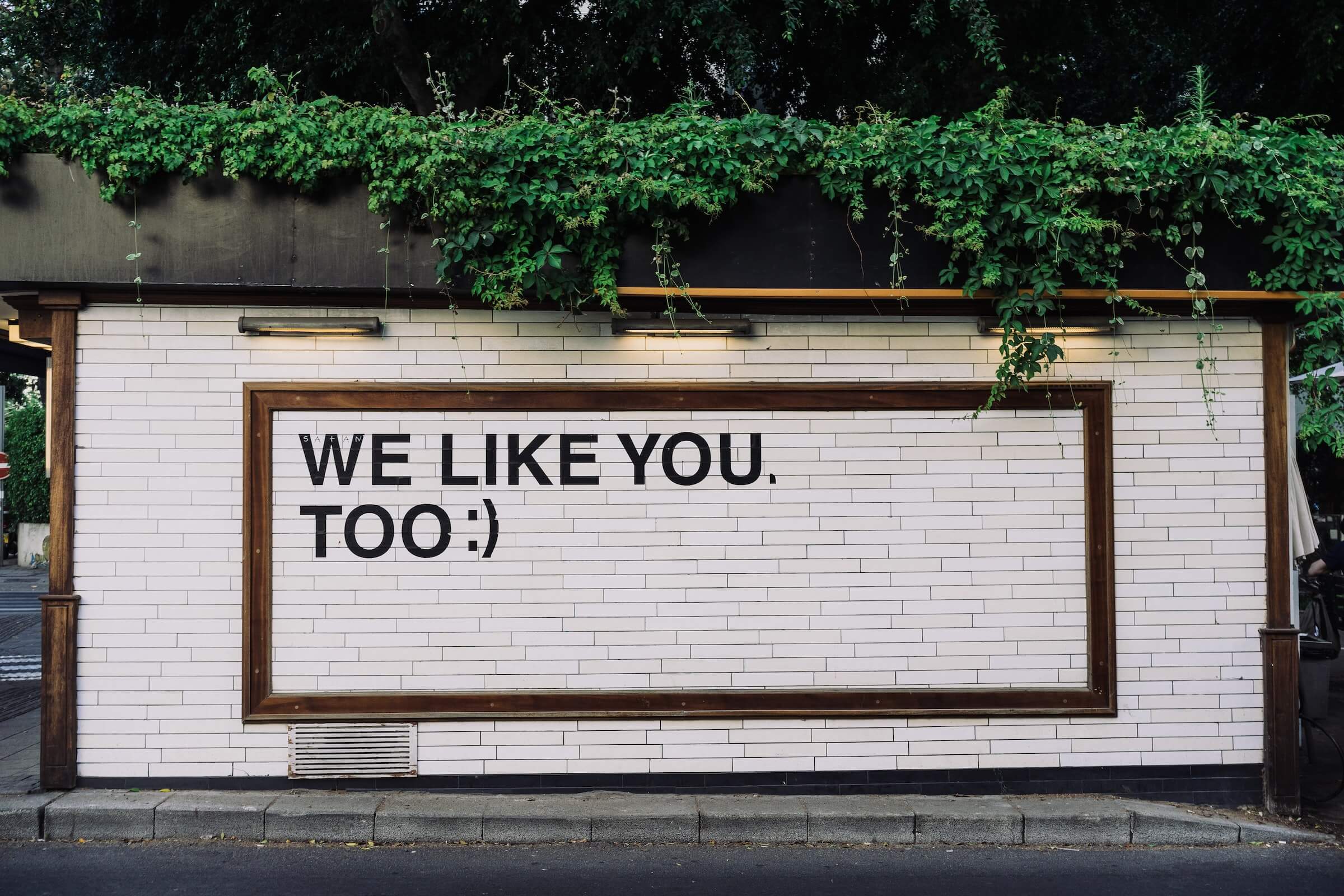 Combining social selling with intent data. Image shows a comment saying we like you too.